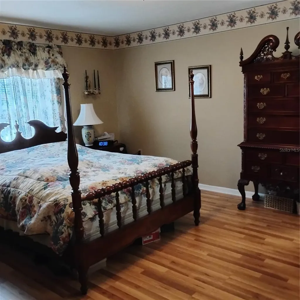 8943 Silver Lake Drive Leesburg FL 34788