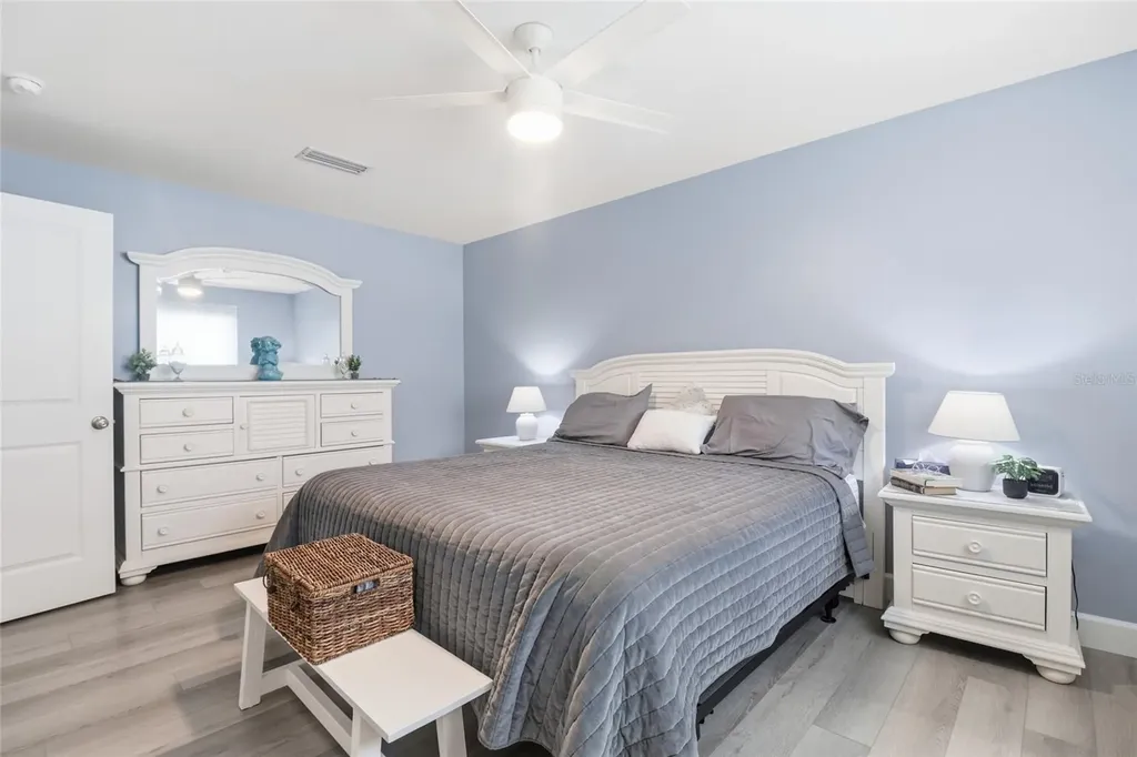 17 Pearl Street Englewood FL 34223