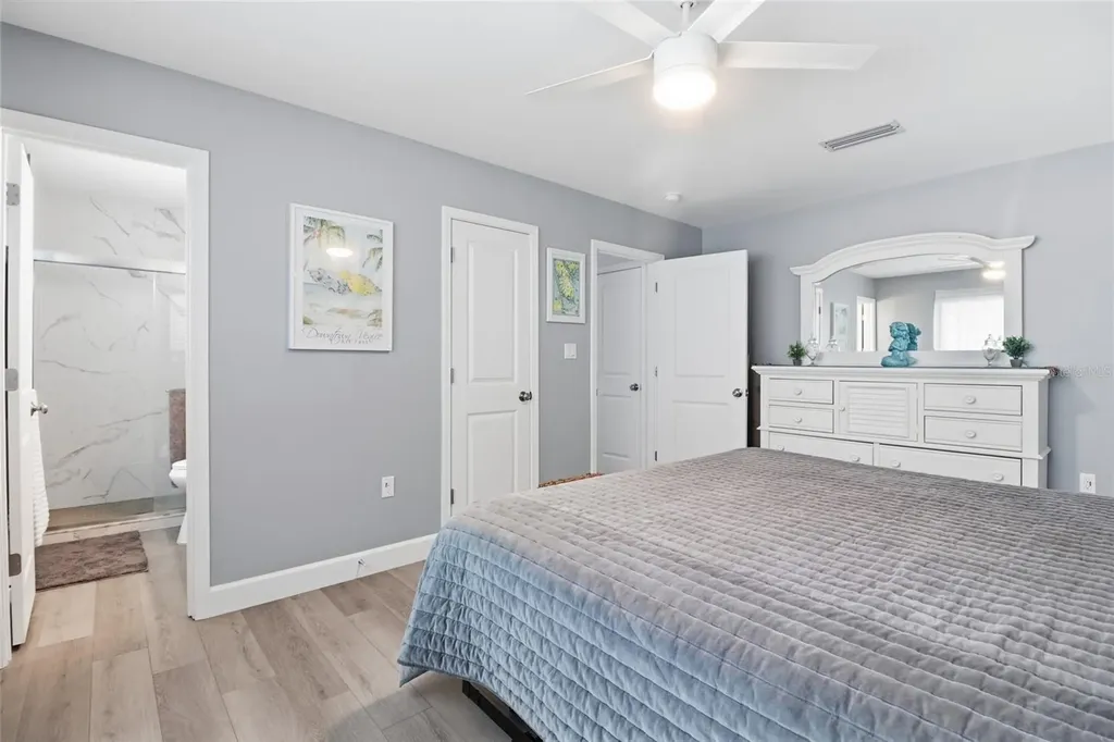 17 Pearl Street Englewood FL 34223