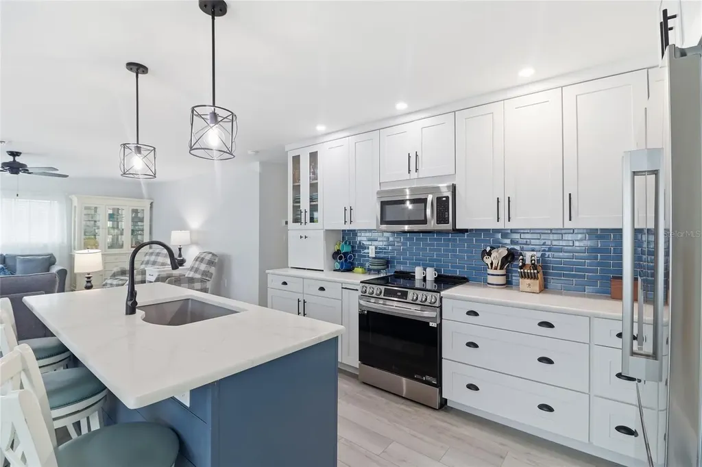 17 Pearl Street Englewood FL 34223