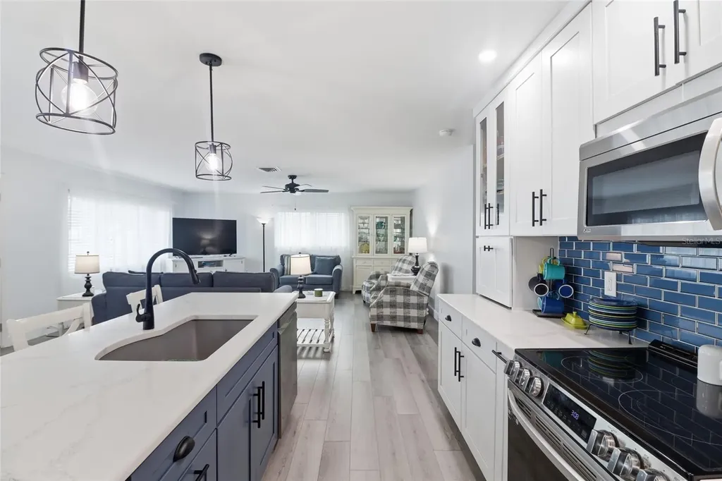 17 Pearl Street Englewood FL 34223
