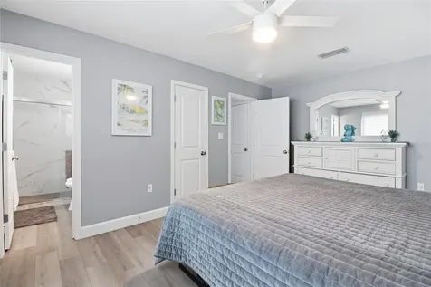 17 Pearl Street Englewood FL 34223
