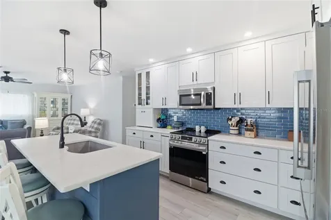 17 Pearl Street Englewood FL 34223