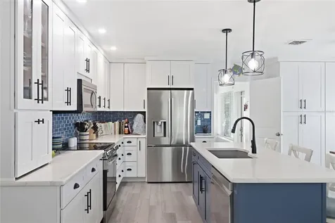 17 Pearl Street Englewood FL 34223