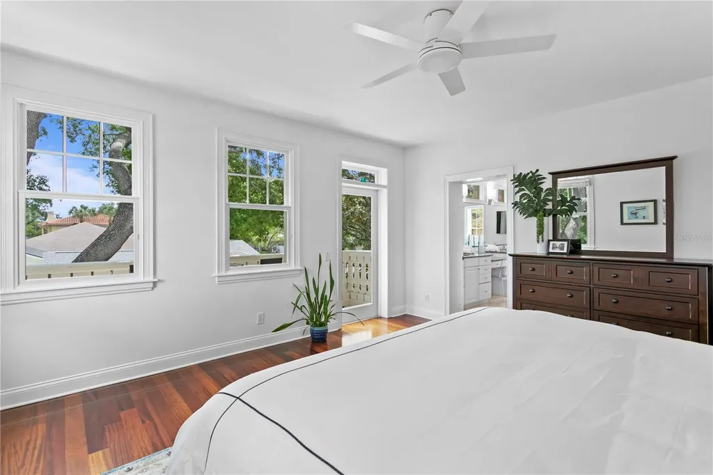 4115 W Barcelona Street Tampa FL 33629