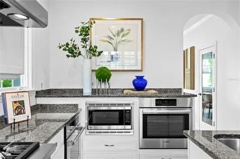 4115 W Barcelona Street Tampa FL 33629