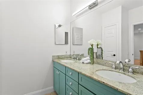 4115 W Barcelona Street Tampa FL 33629