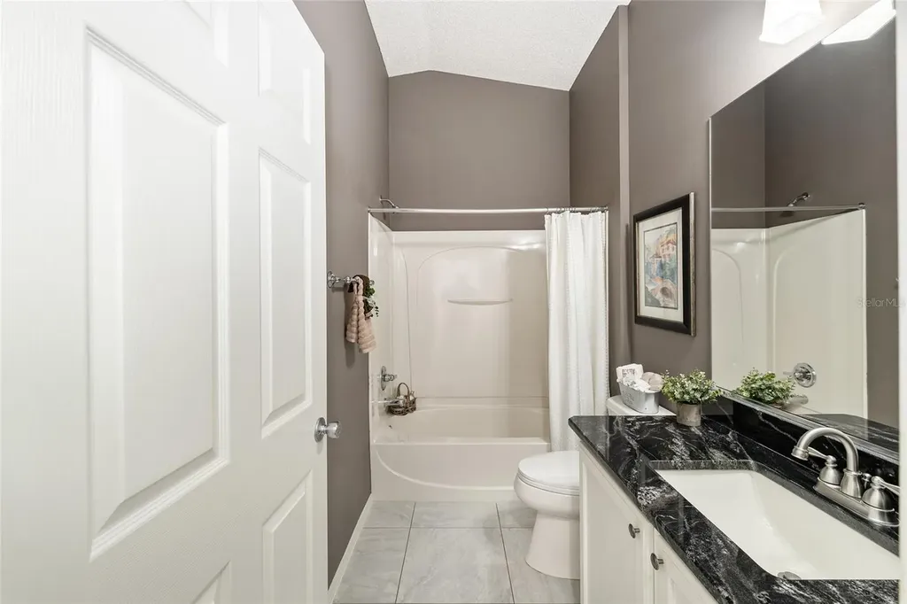 2405 Kingstree Place The Villages FL 32162