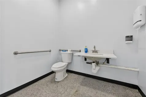 517 W International Speedway Boulevard Daytona Beach FL 32114