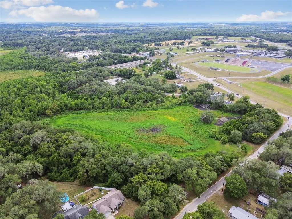 Dixie Avenue Dade City FL 33525