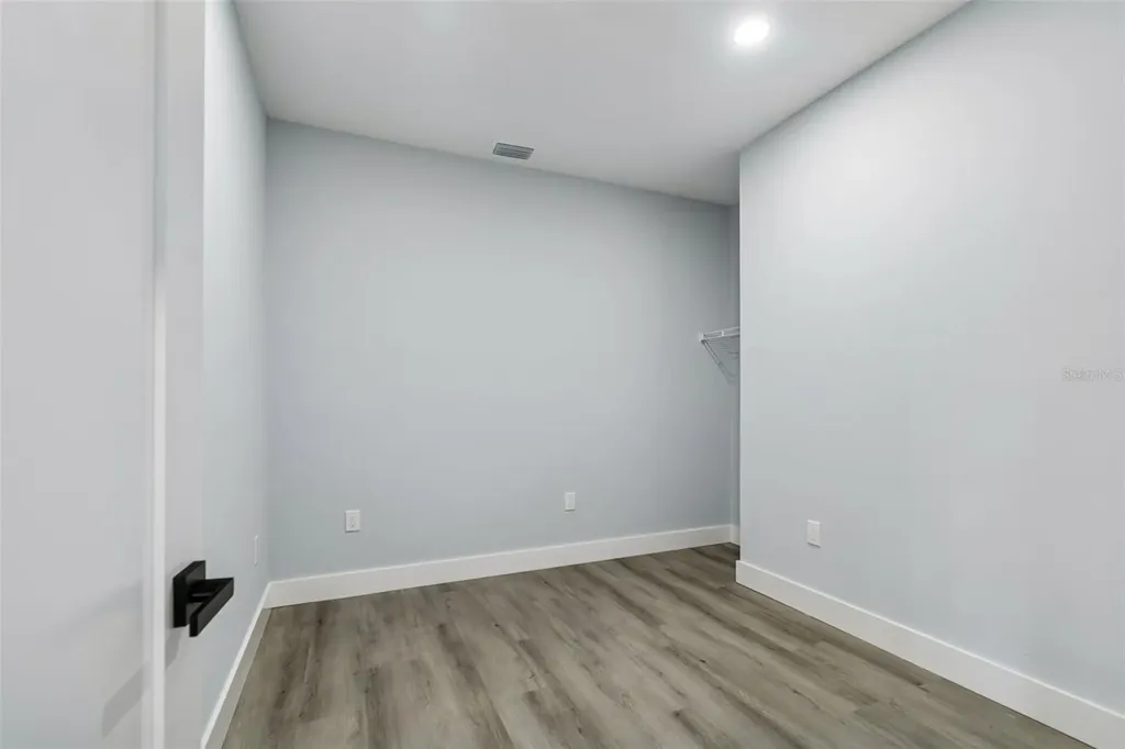 5140 70th Avenue N Pinellas Park FL 33781