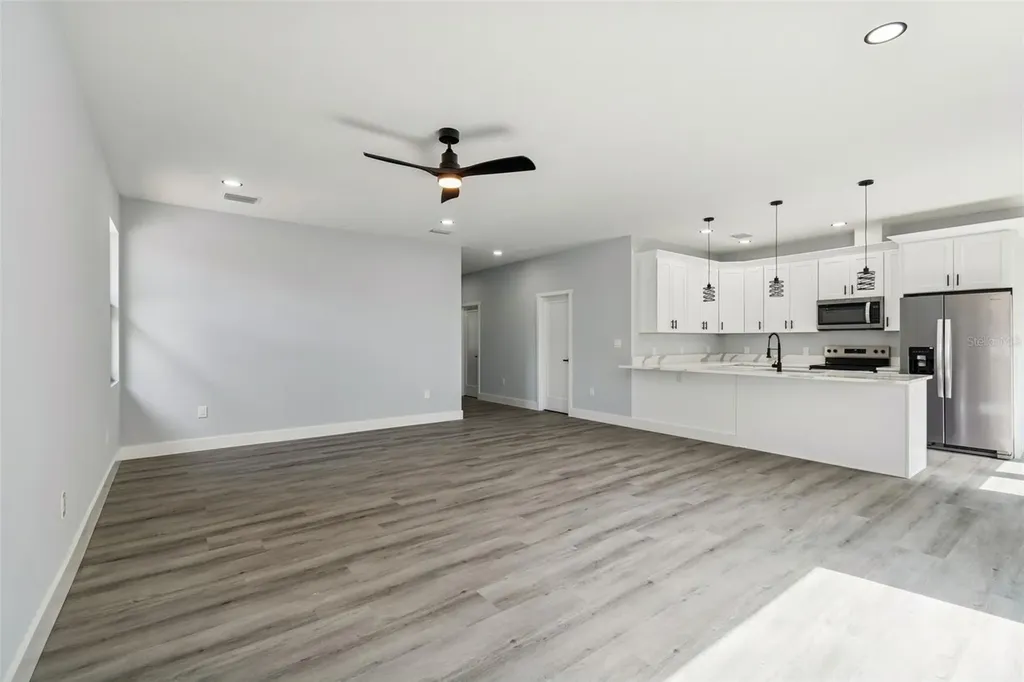 5140 70th Avenue N Pinellas Park FL 33781