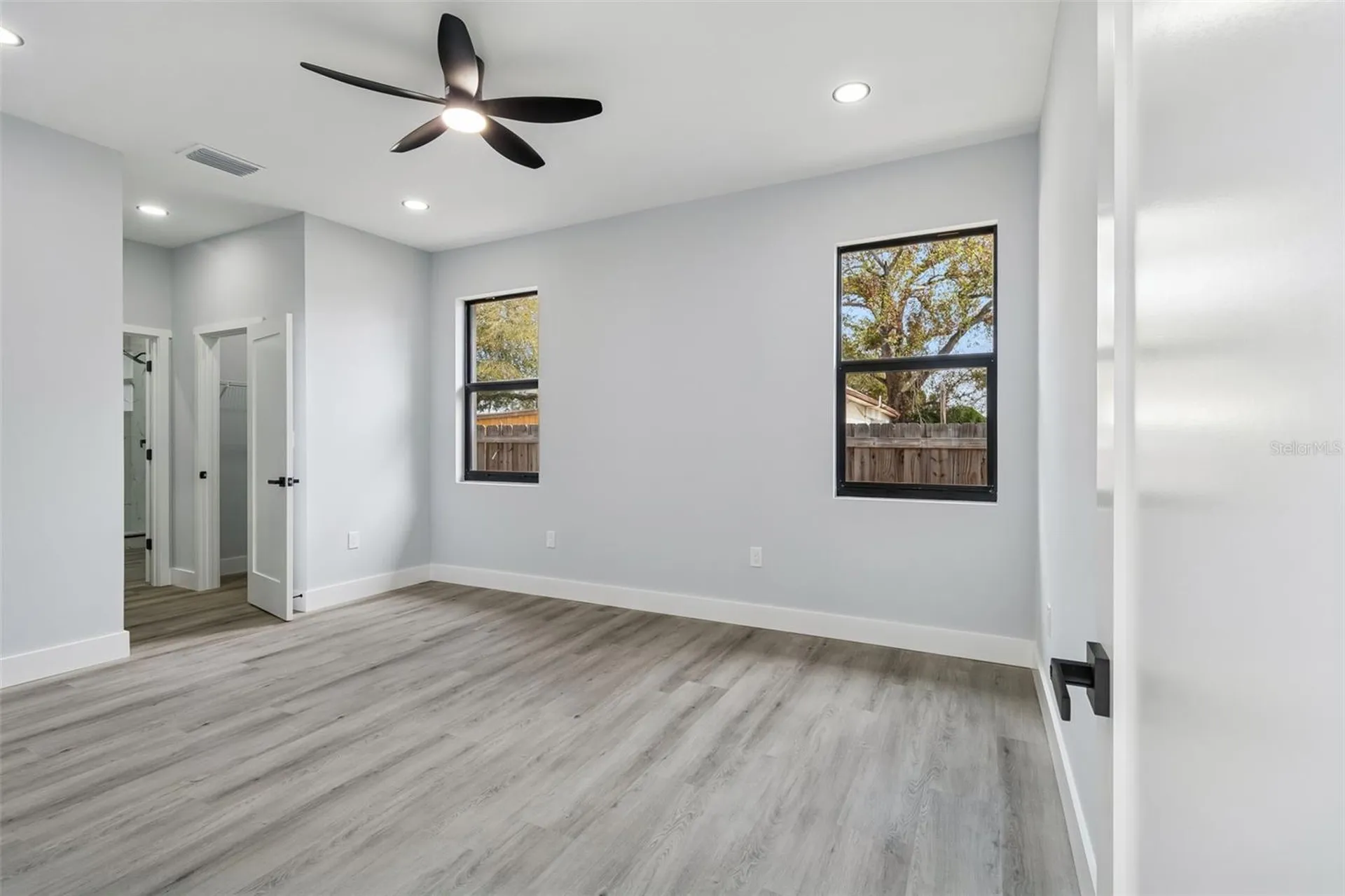 5140 70th Avenue N Pinellas Park FL 33781