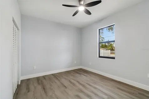 5140 70th Avenue N Pinellas Park FL 33781