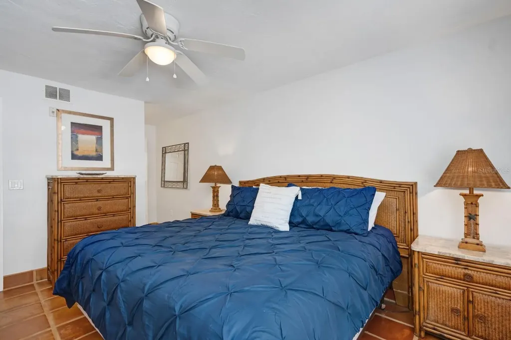 6157 Midnight Pass Road Sarasota FL 34242