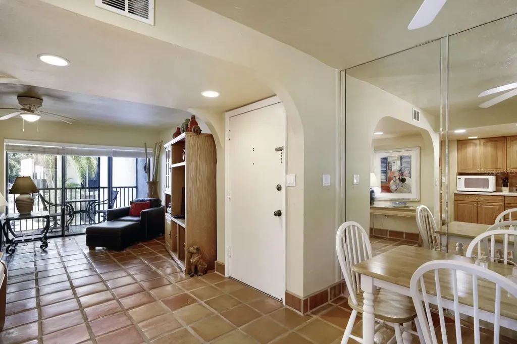 6157 Midnight Pass Road Sarasota FL 34242
