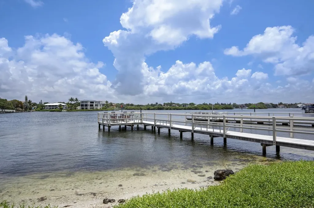 6157 Midnight Pass Road Sarasota FL 34242