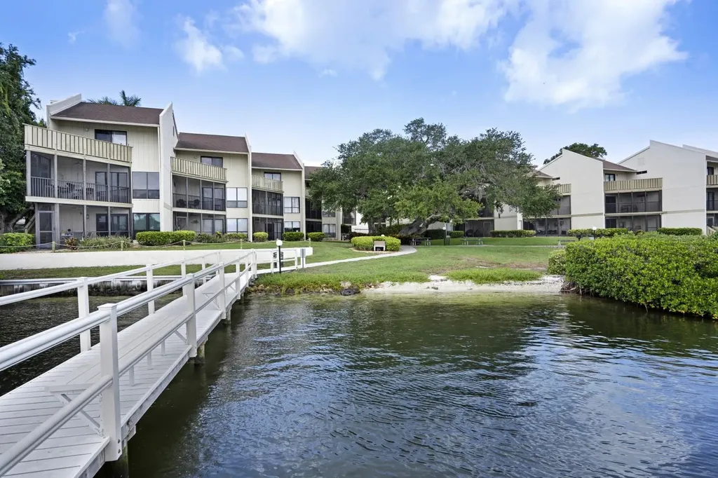 6157 Midnight Pass Road Sarasota FL 34242