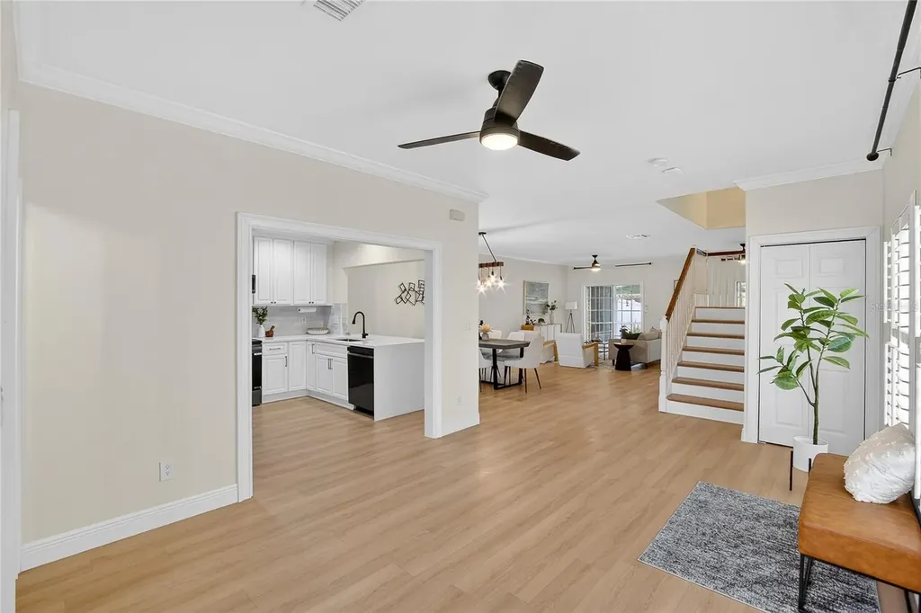 918 Woodbridge Court Safety Harbor FL 34695