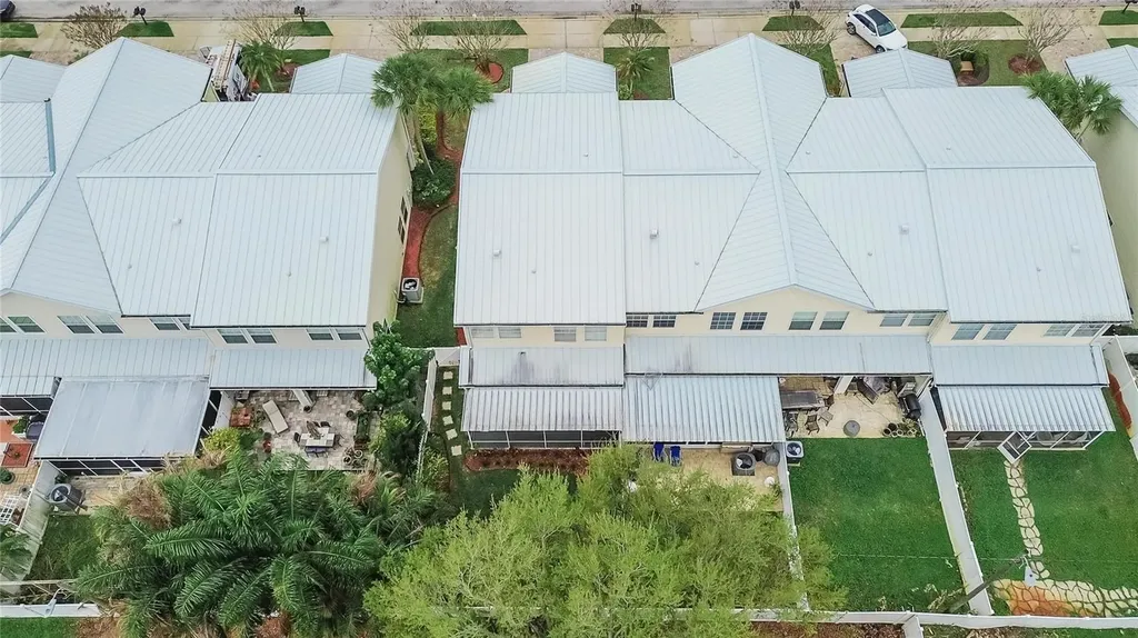 918 Woodbridge Court Safety Harbor FL 34695
