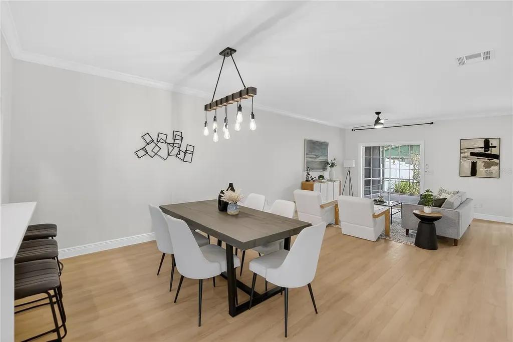 918 Woodbridge Court Safety Harbor FL 34695