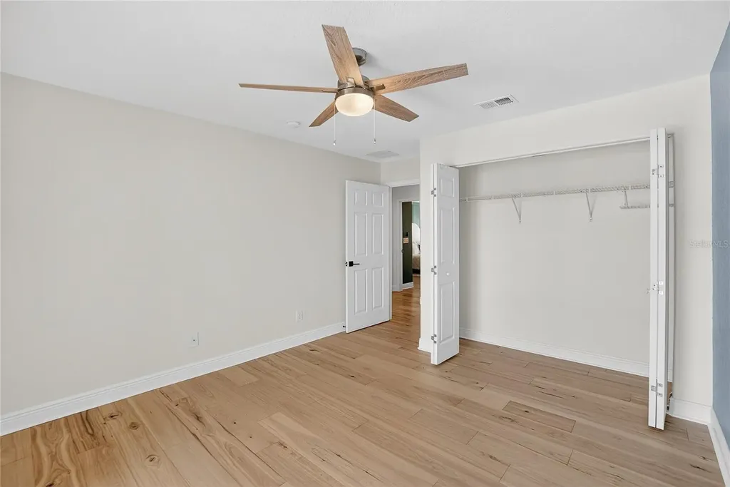 918 Woodbridge Court Safety Harbor FL 34695