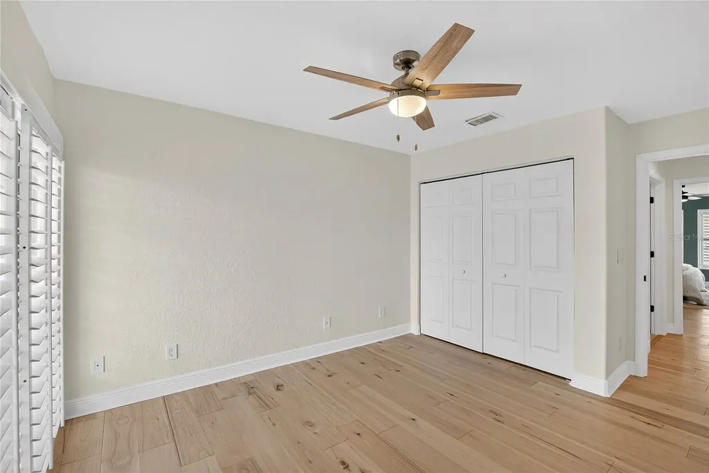 918 Woodbridge Court Safety Harbor FL 34695