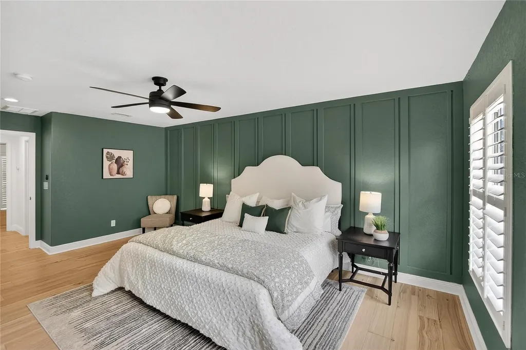 918 Woodbridge Court Safety Harbor FL 34695