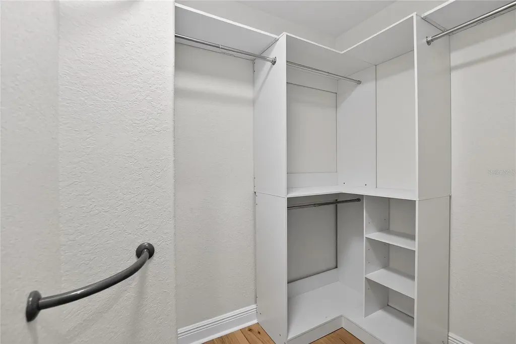 918 Woodbridge Court Safety Harbor FL 34695