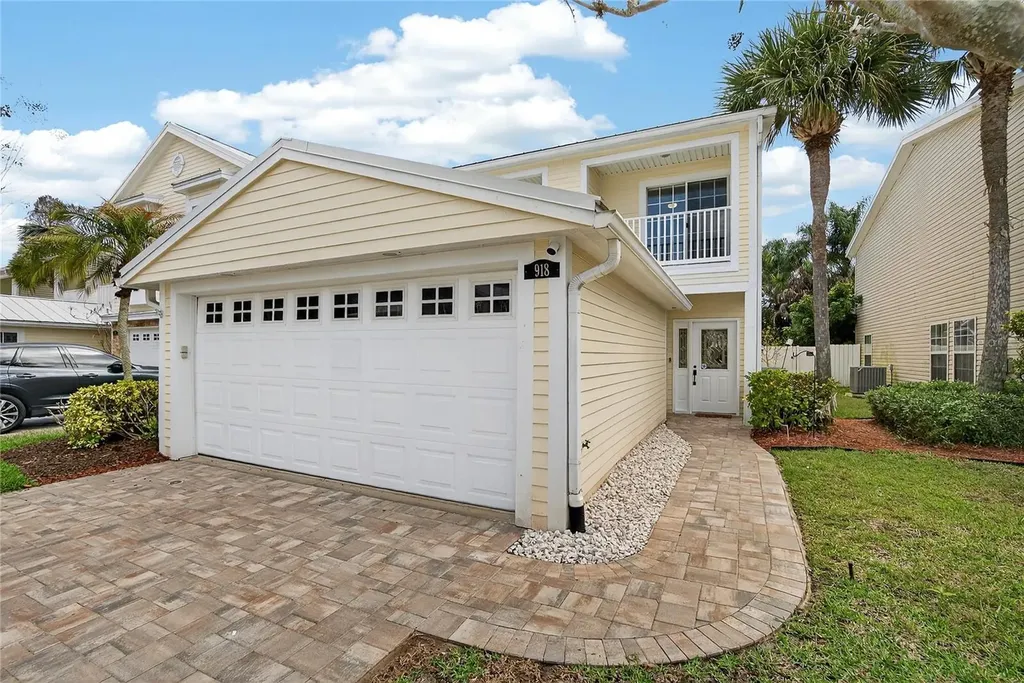918 Woodbridge Court Safety Harbor FL 34695