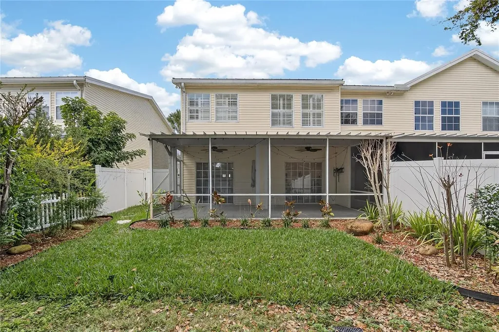 918 Woodbridge Court Safety Harbor FL 34695