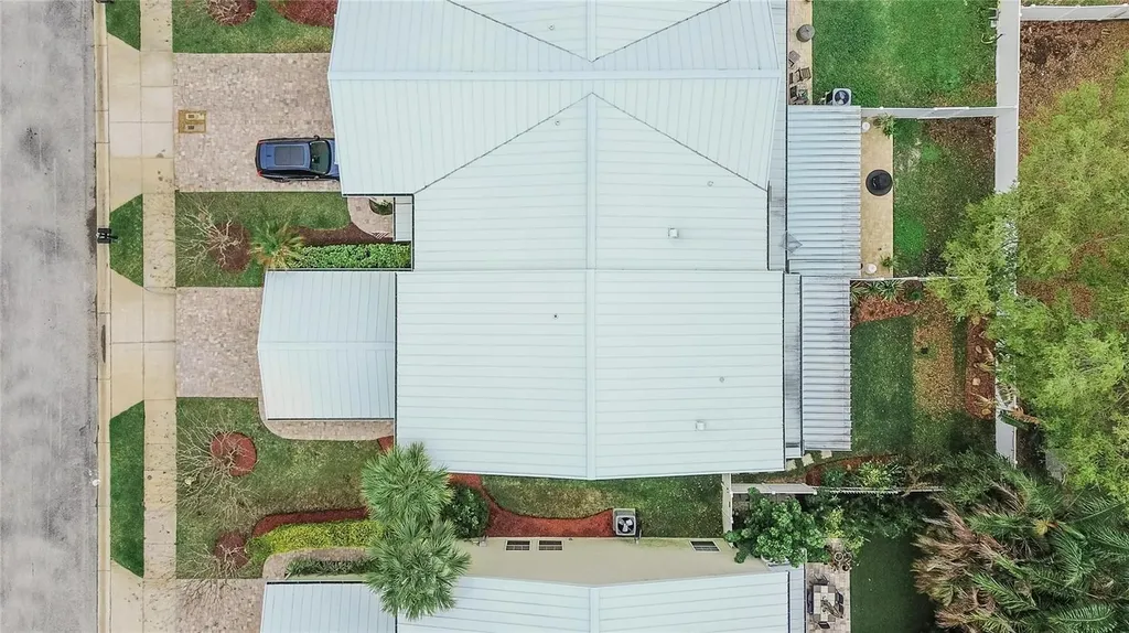 918 Woodbridge Court Safety Harbor FL 34695