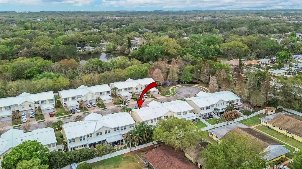 918 Woodbridge Court Safety Harbor FL 34695