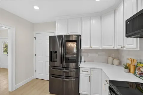 918 Woodbridge Court Safety Harbor FL 34695