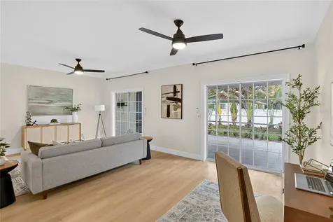 918 Woodbridge Court Safety Harbor FL 34695