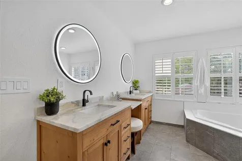 918 Woodbridge Court Safety Harbor FL 34695