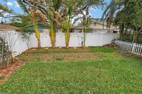 918 Woodbridge Court Safety Harbor FL 34695