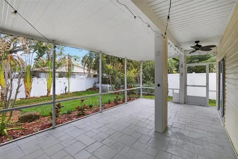 918 Woodbridge Court Safety Harbor FL 34695