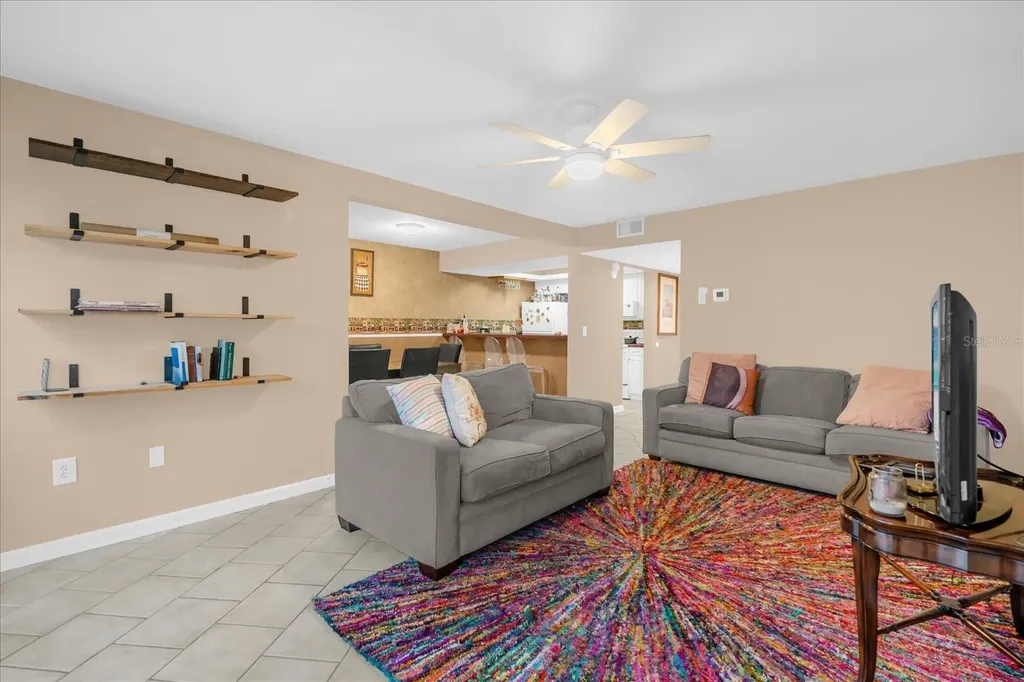 5842 Peregrine Avenue Orlando FL 32819