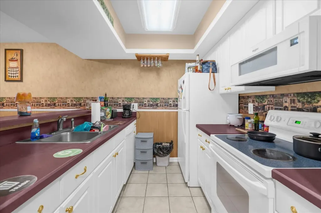 5842 Peregrine Avenue Orlando FL 32819