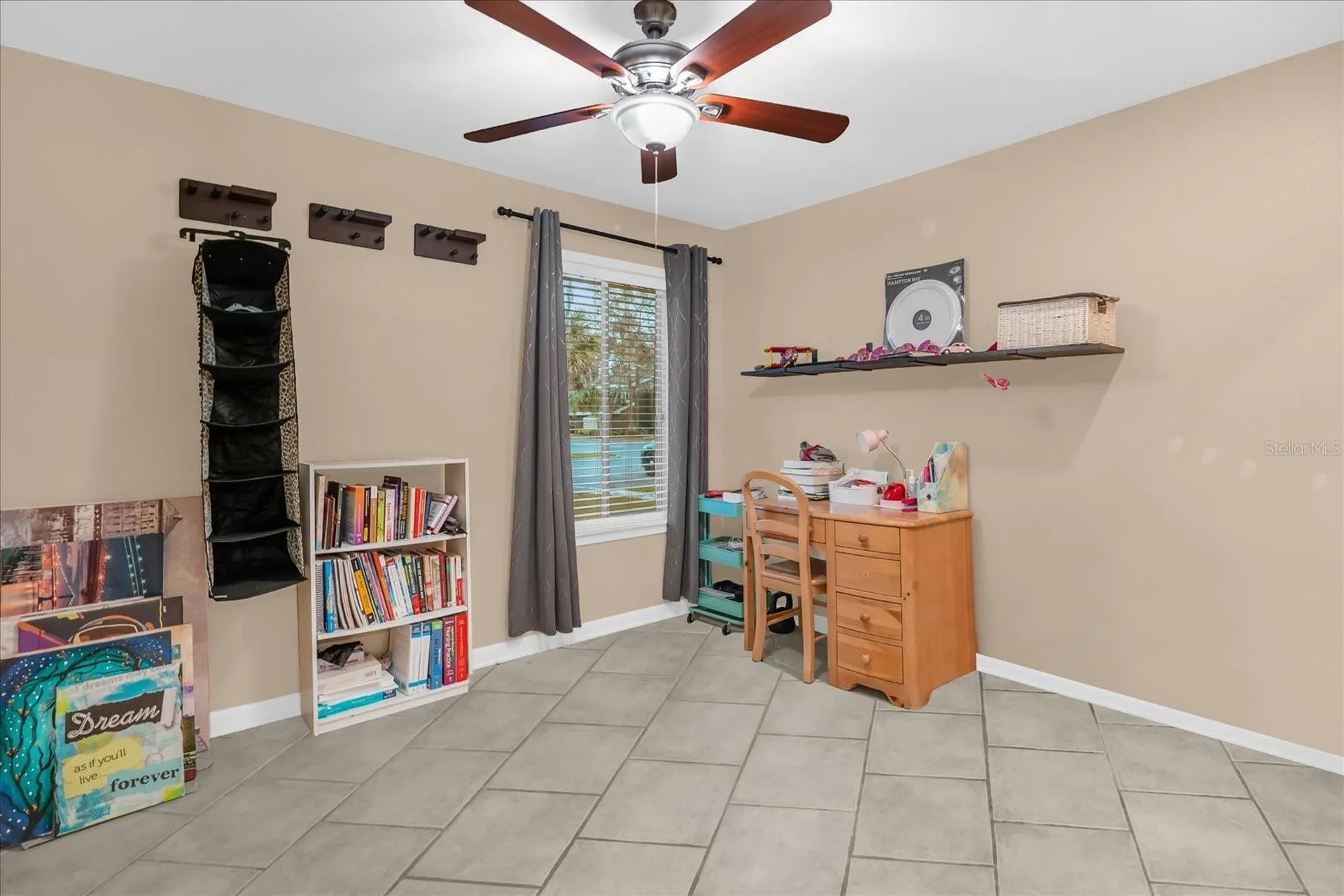 5842 Peregrine Avenue Orlando FL 32819