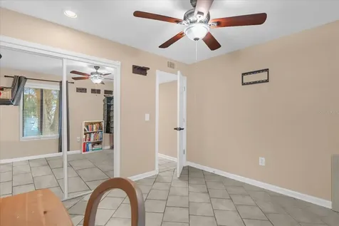 5842 Peregrine Avenue Orlando FL 32819