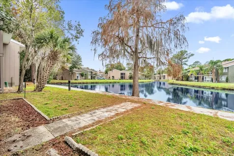 5842 Peregrine Avenue Orlando FL 32819