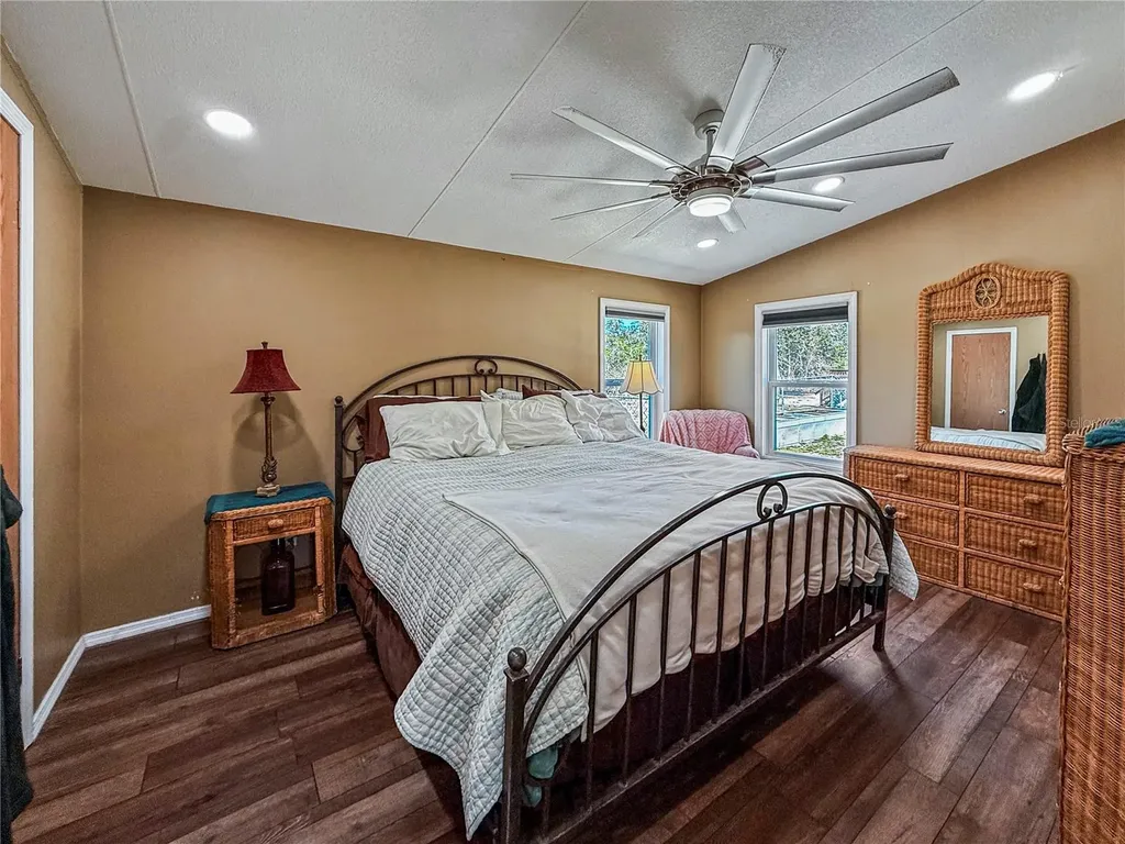 43512 Bear Lake Boulevard Deland FL 32720