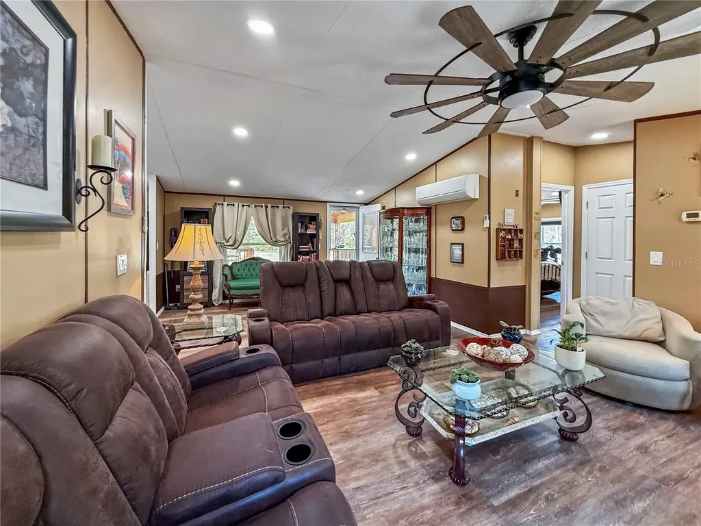 43512 Bear Lake Boulevard Deland FL 32720
