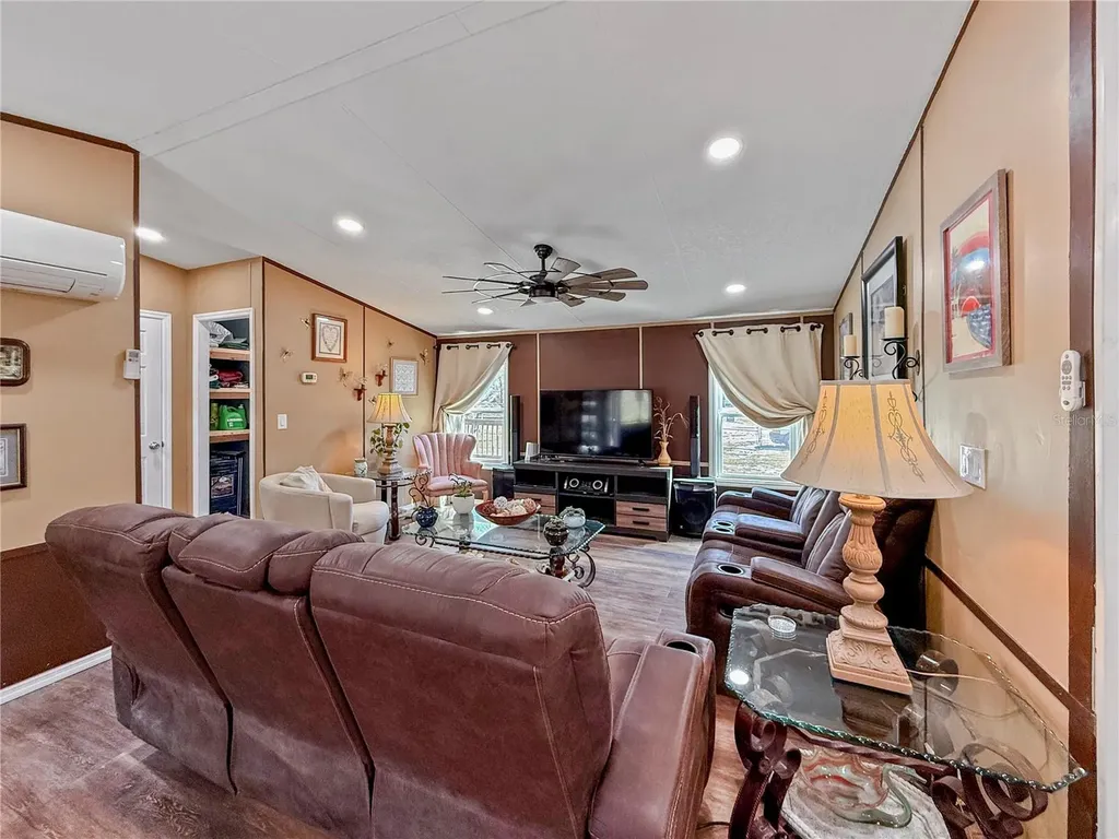 43512 Bear Lake Boulevard Deland FL 32720