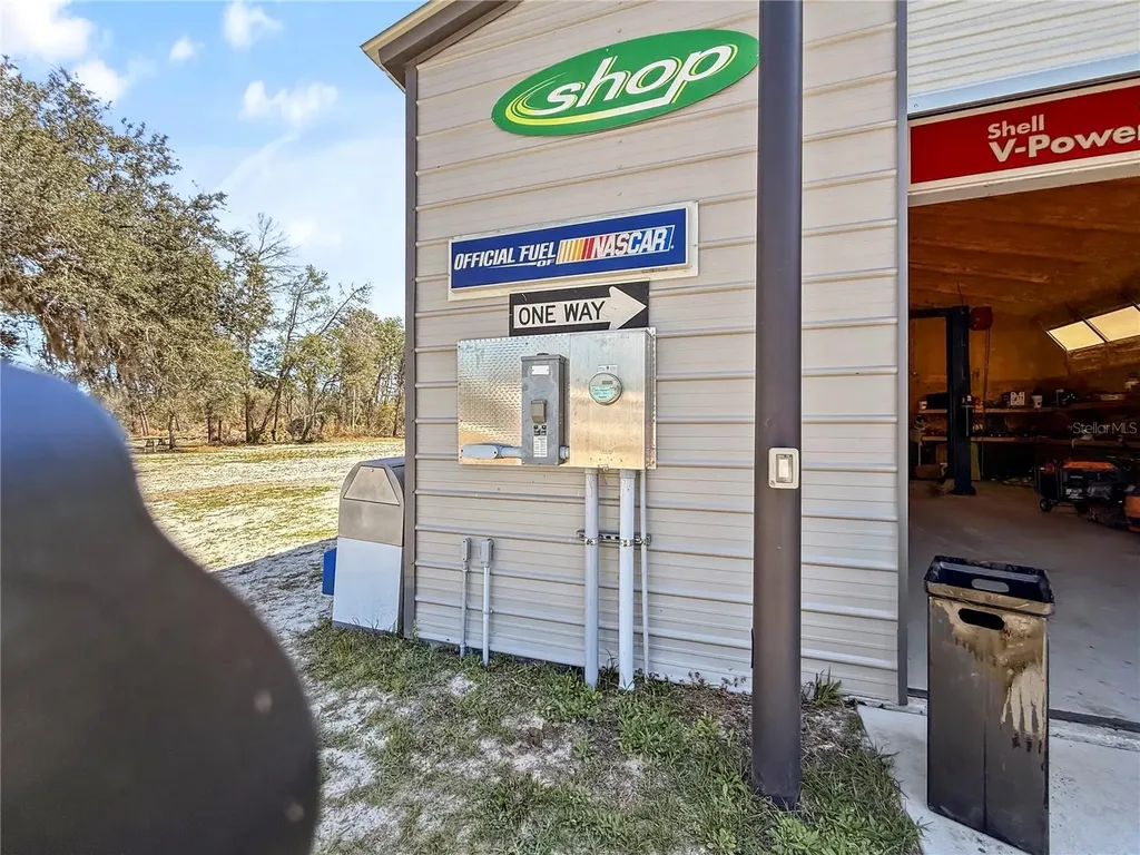 43512 Bear Lake Boulevard Deland FL 32720
