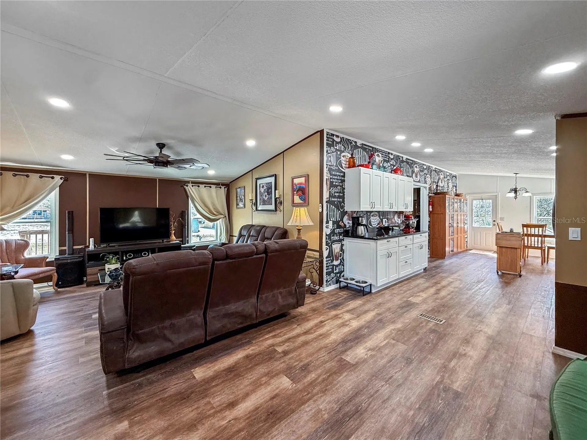 43512 Bear Lake Boulevard Deland FL 32720