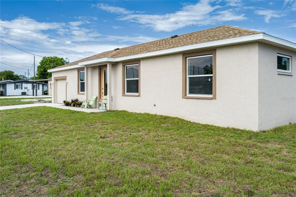 1515 2nd Avenue W Palmetto FL 34221