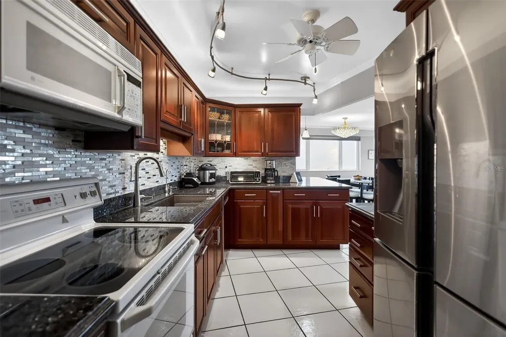 3000 Holiday Drive Fort Lauderdale FL 33316